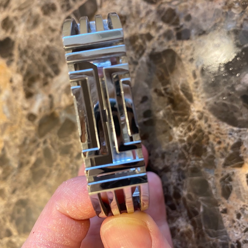 TORY BURCH Fitbit® Hinged Bracelet